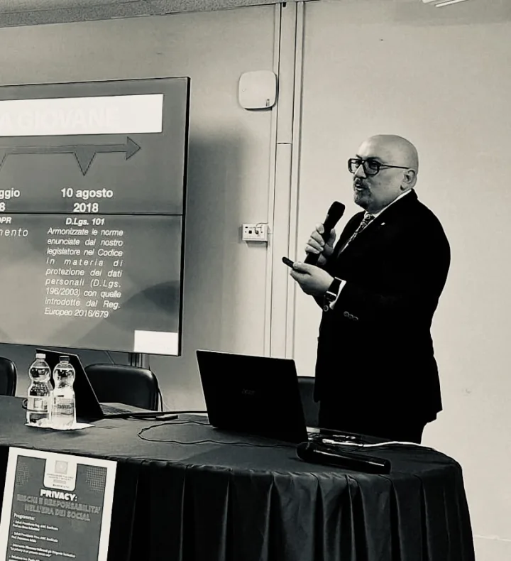 Avv. Paolo Alfano durante un intervento formativo in materia di privacy e protezione dei dati